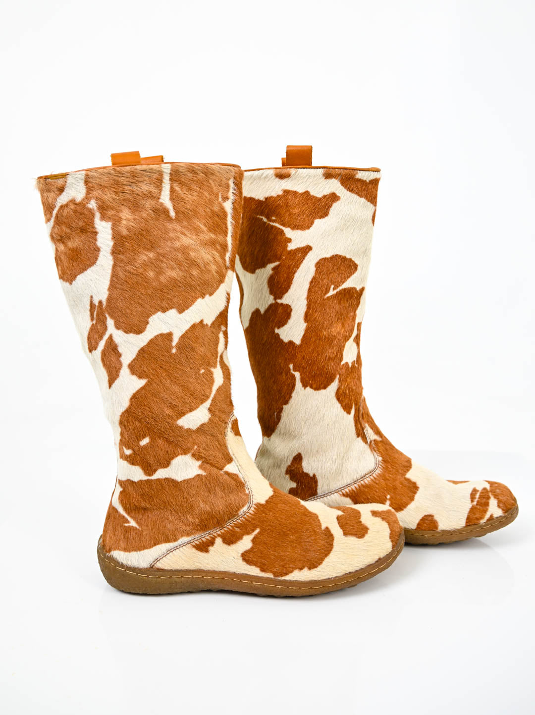 Camper Cowhide Slip-On Boots (38)