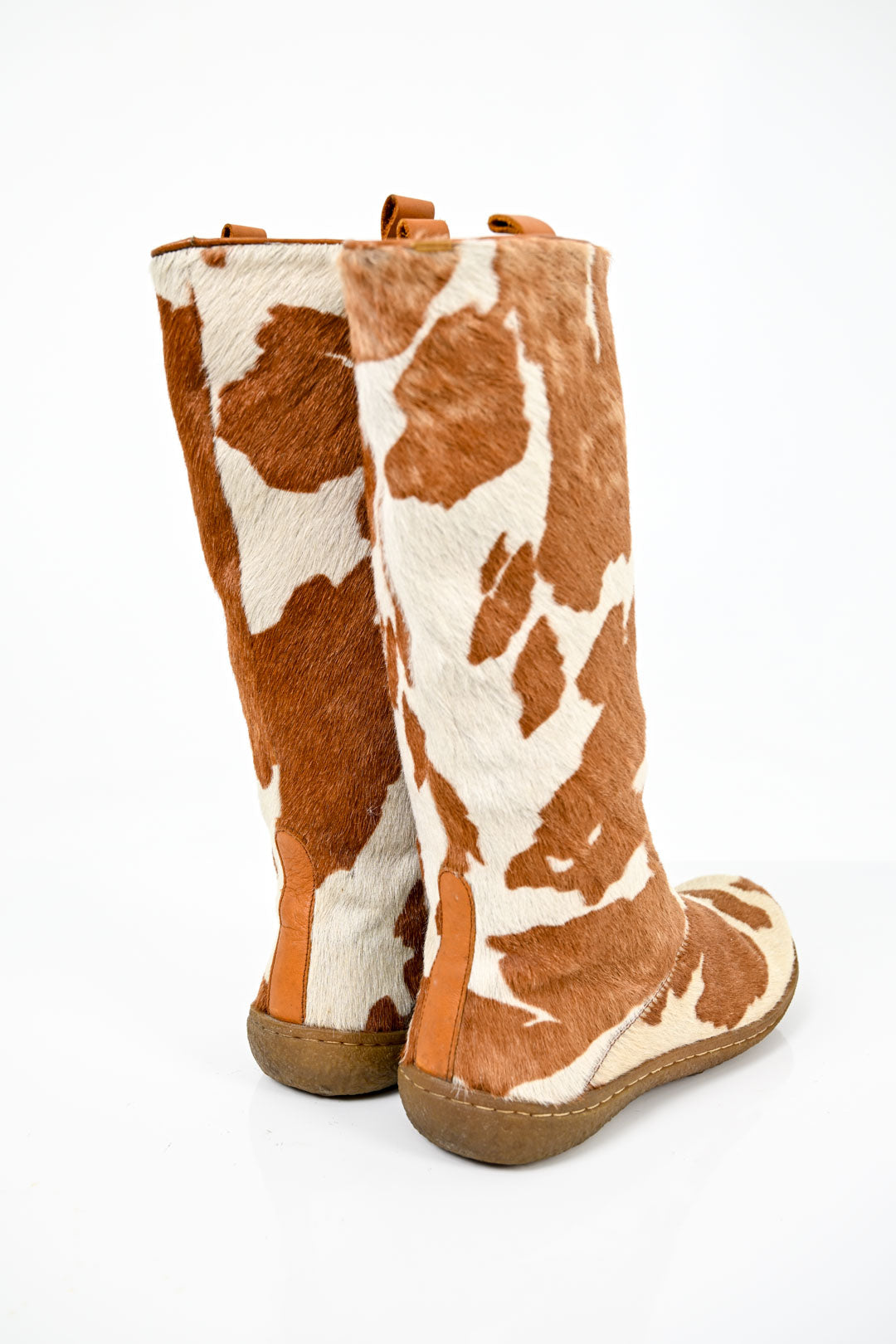 Camper Cowhide Slip-On Boots (38)