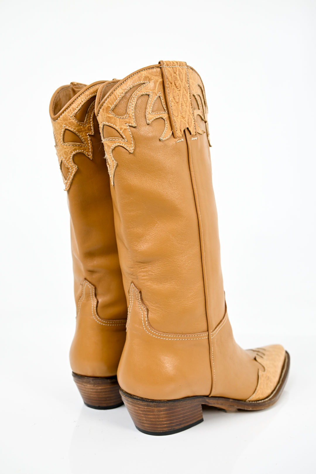 Butterscotch Leather Cowboy Boots (39)