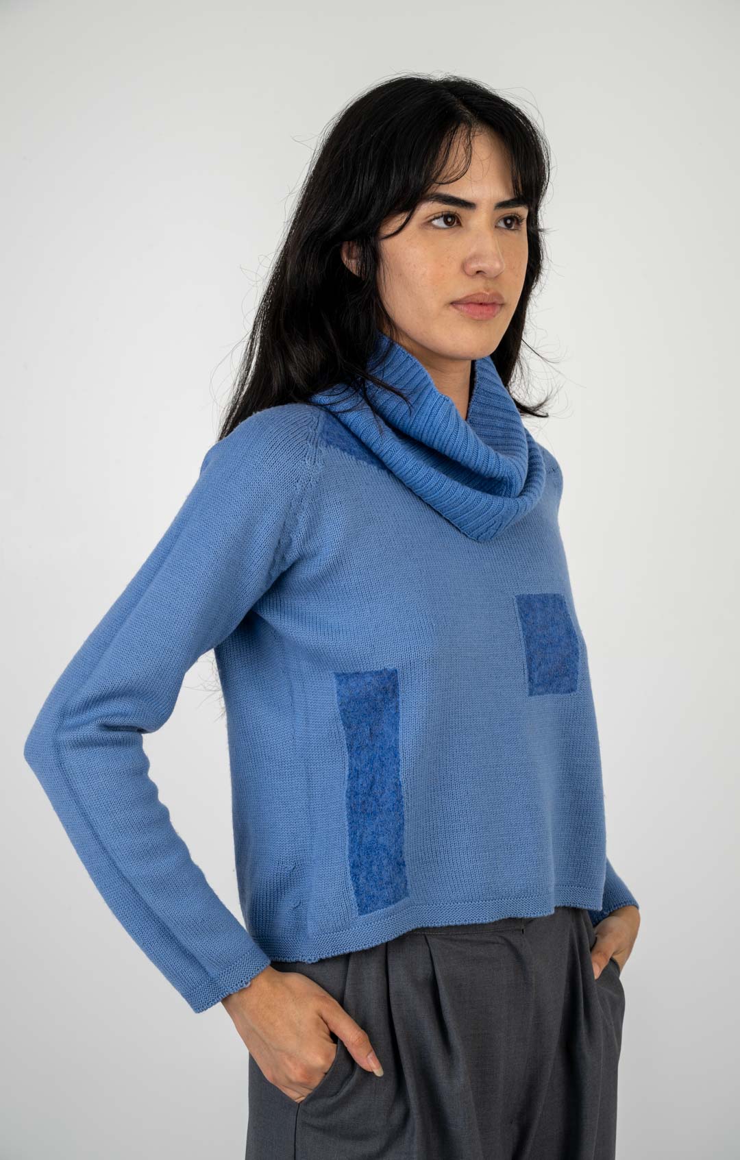 Mara Carol Cornflower Cowl Knit
