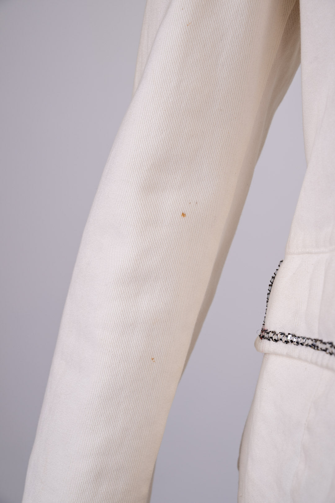 Thes & Thes Fox Trim Bedazzled Blazer