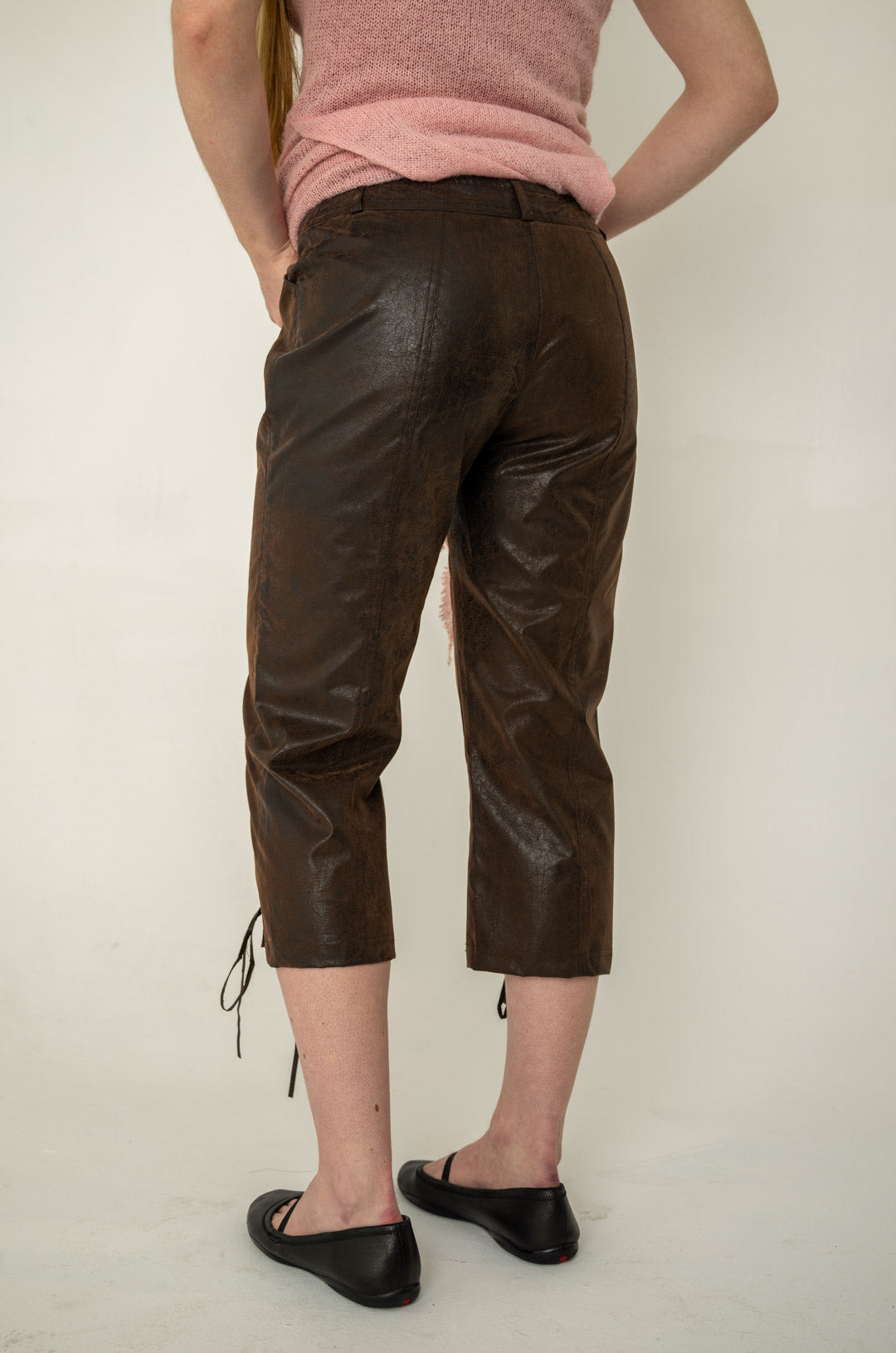 Motivi Espresso Laced Cropped Pants