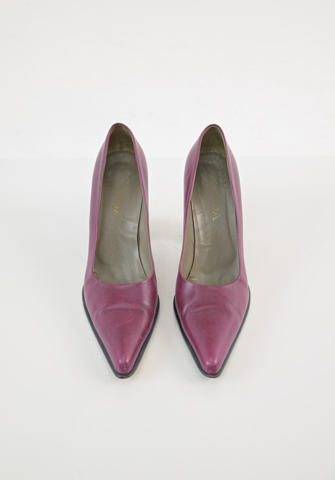Prada Mulberry Leather Pumps (41)
