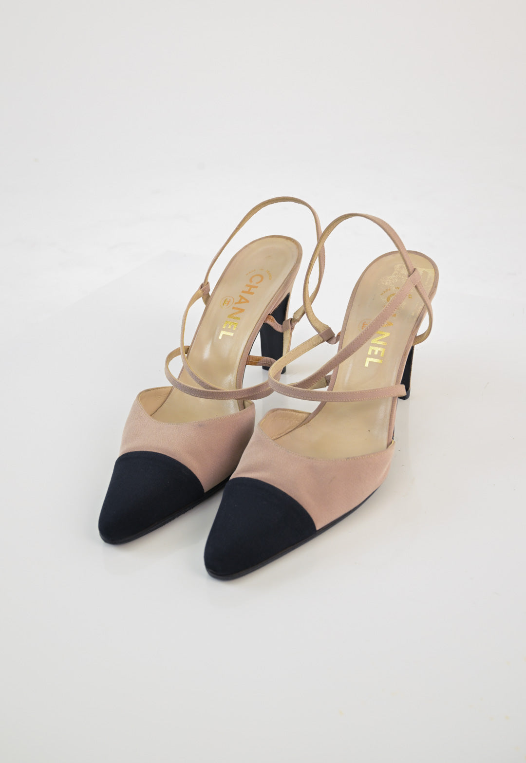 Chanel Two-Tone Pumps (39.5)