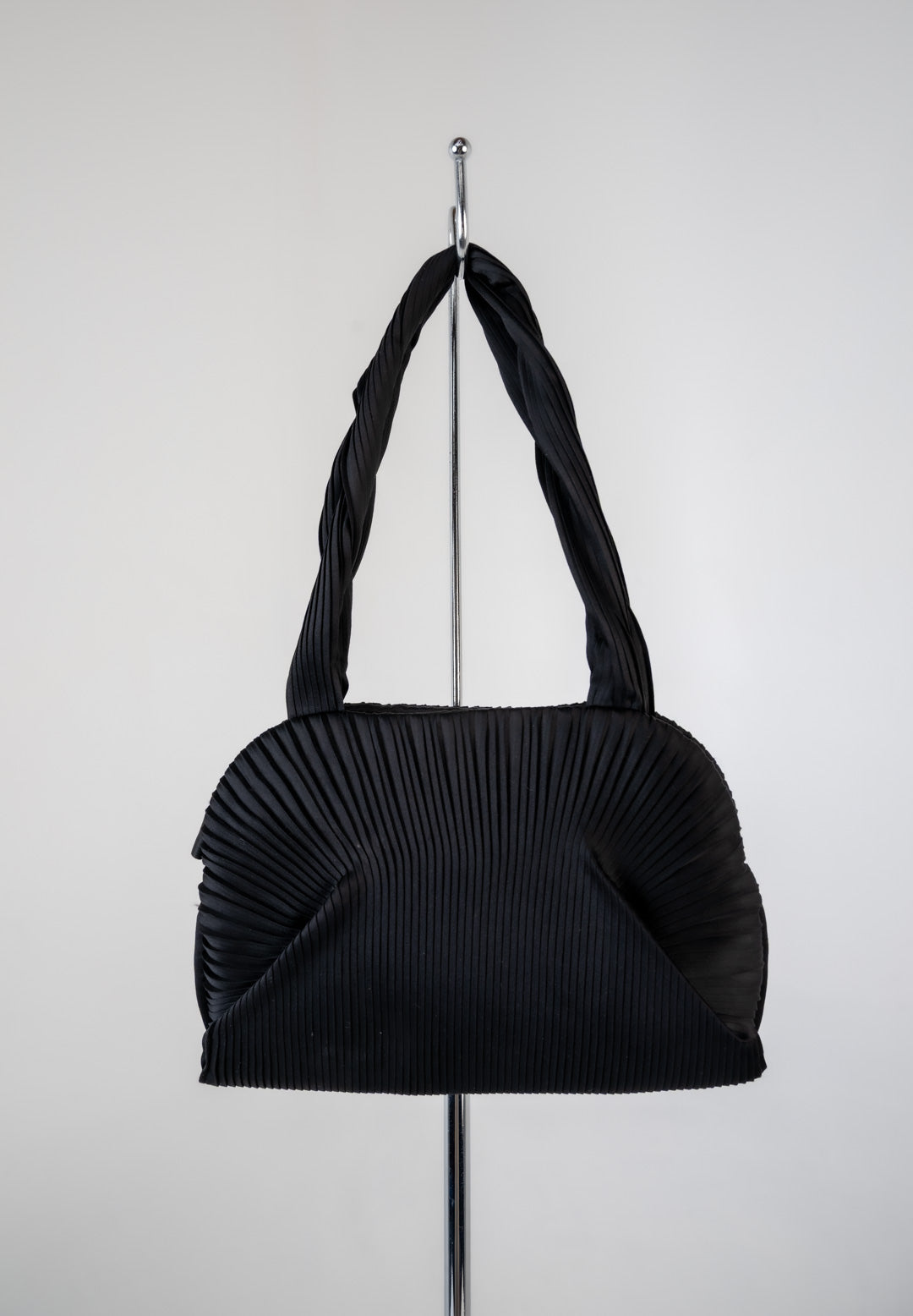 Gucci Silk Pleated Purse