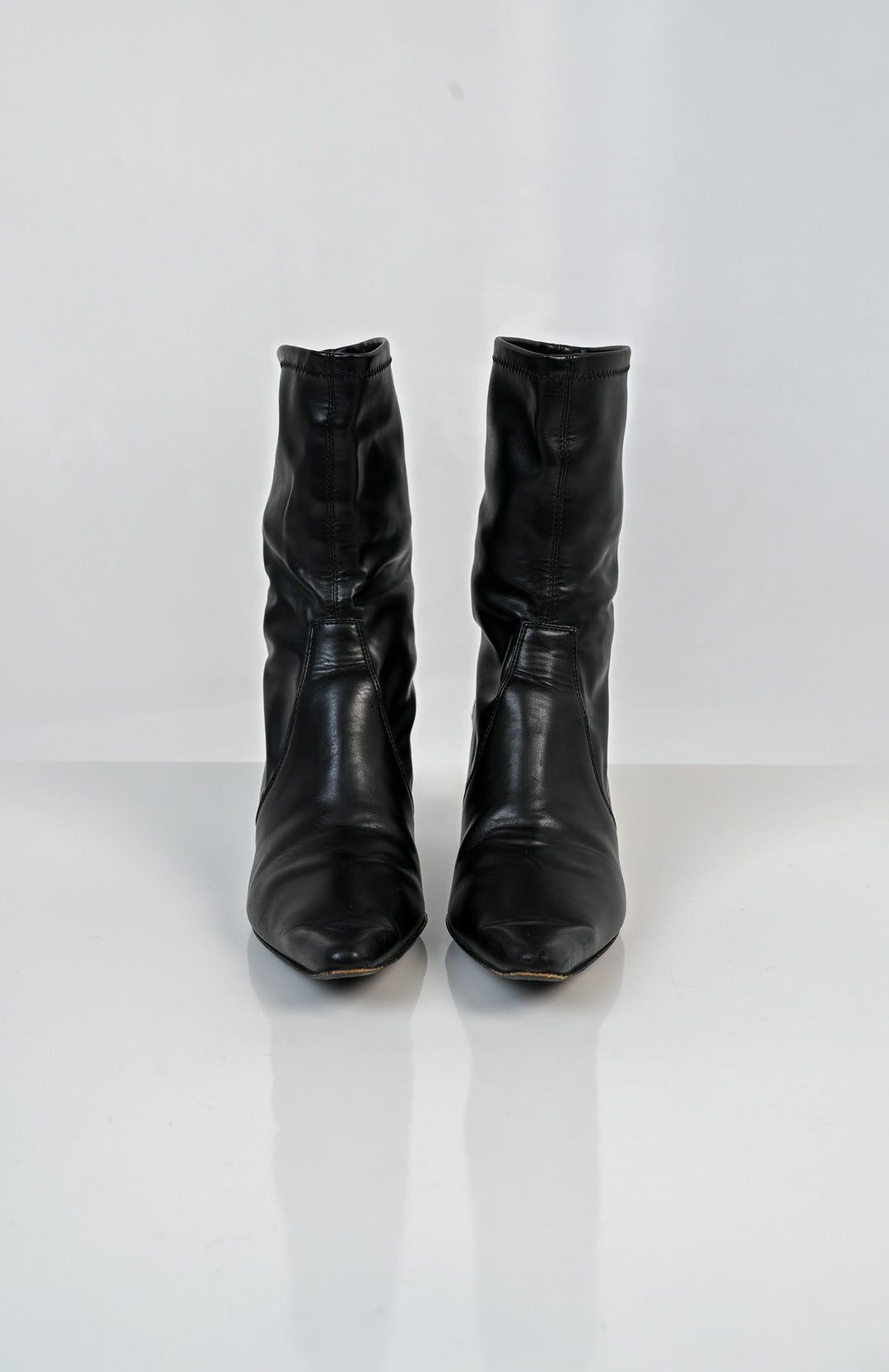 Donald J. Pliner Leather Ankle Boots (37/38)
