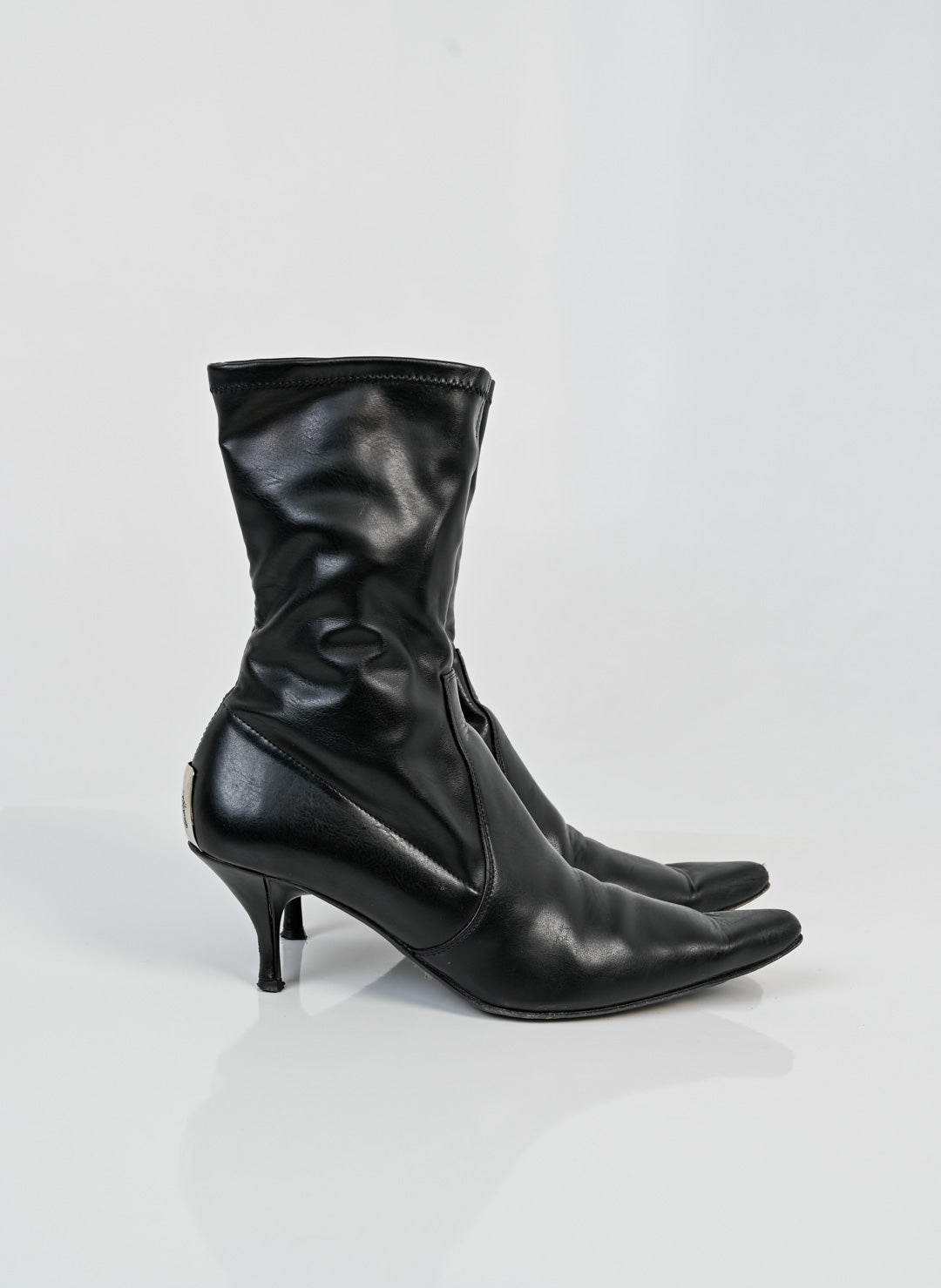 Donald J. Pliner Leather Ankle Boots (37/38)