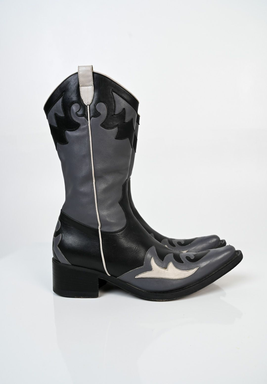 Charcoal Leather Cowgirl Boots (38)