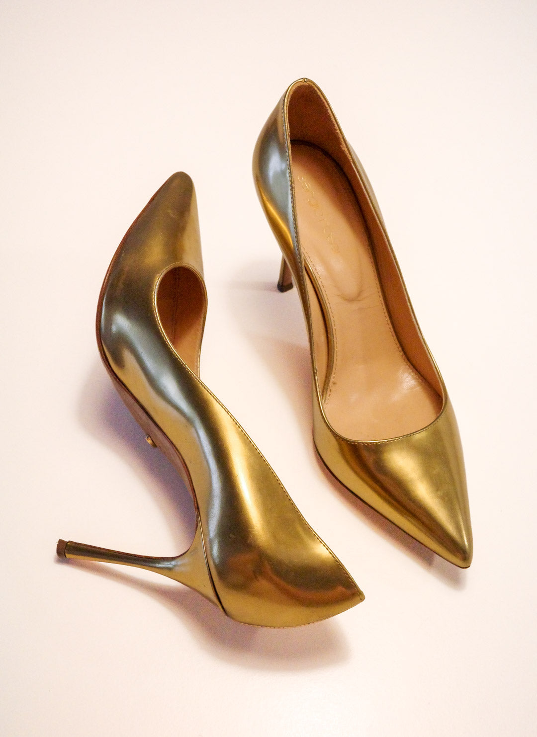 Sergio Rossi Oro Leather Pumps | 39.5