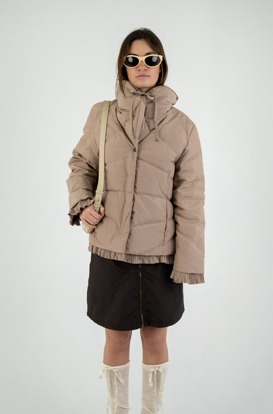 Cappuccino Ruffled Bow Puffer