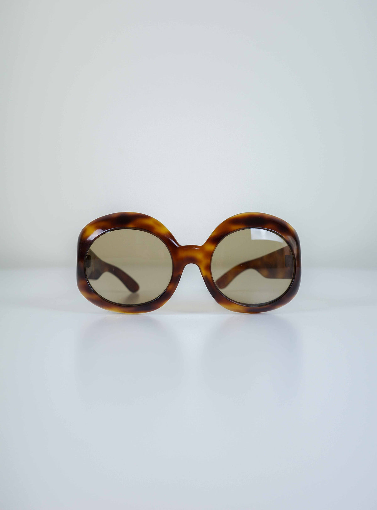 Tortoiseshell Maxi Sunglasses