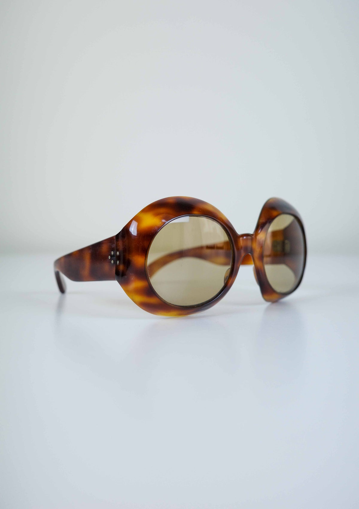 Tortoiseshell Maxi Sunglasses