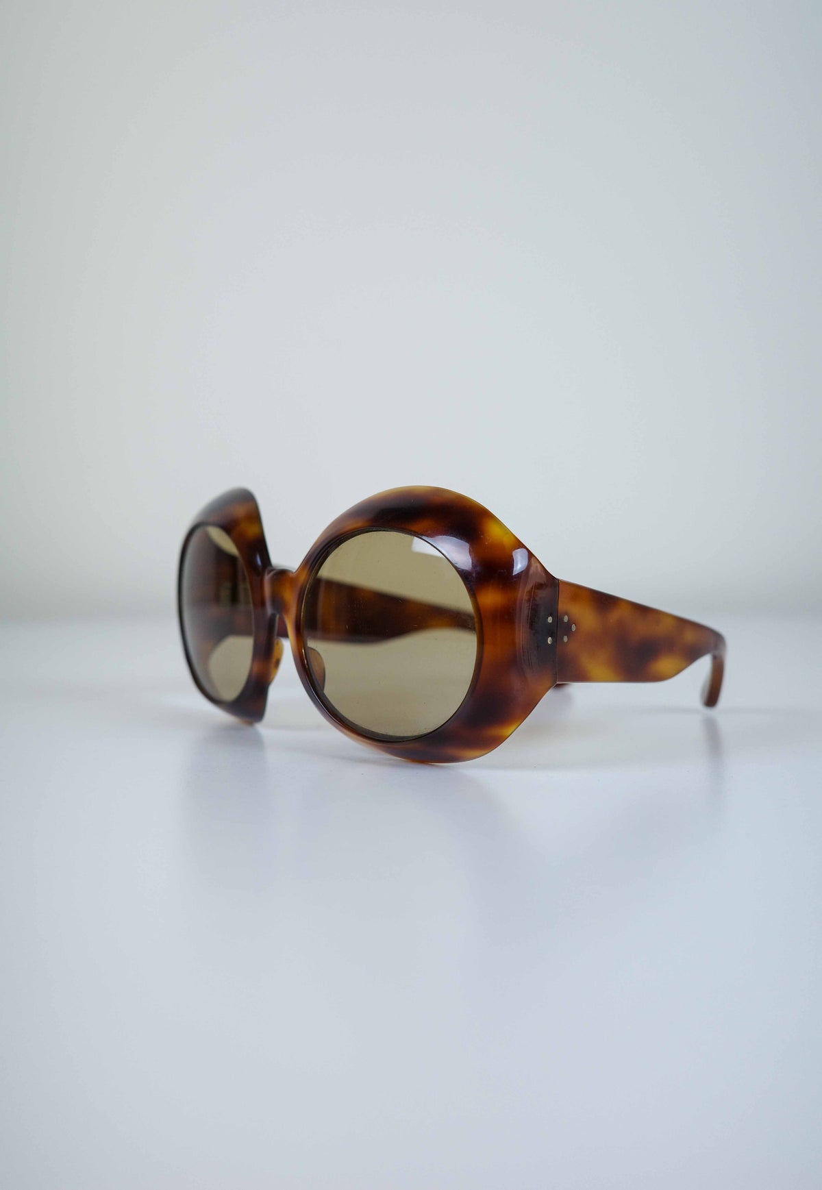 Tortoiseshell Maxi Sunglasses