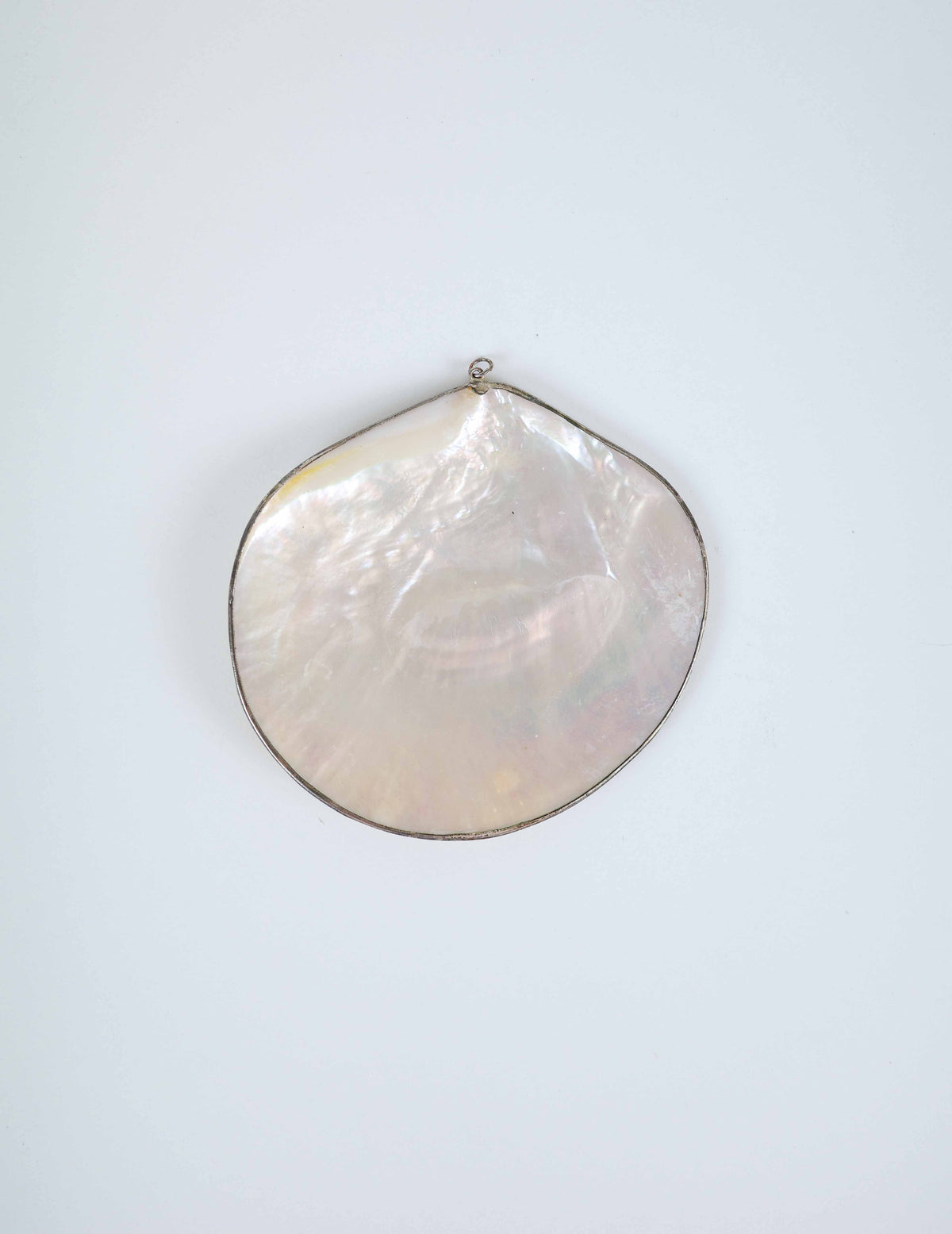 Pearlescent Pendant