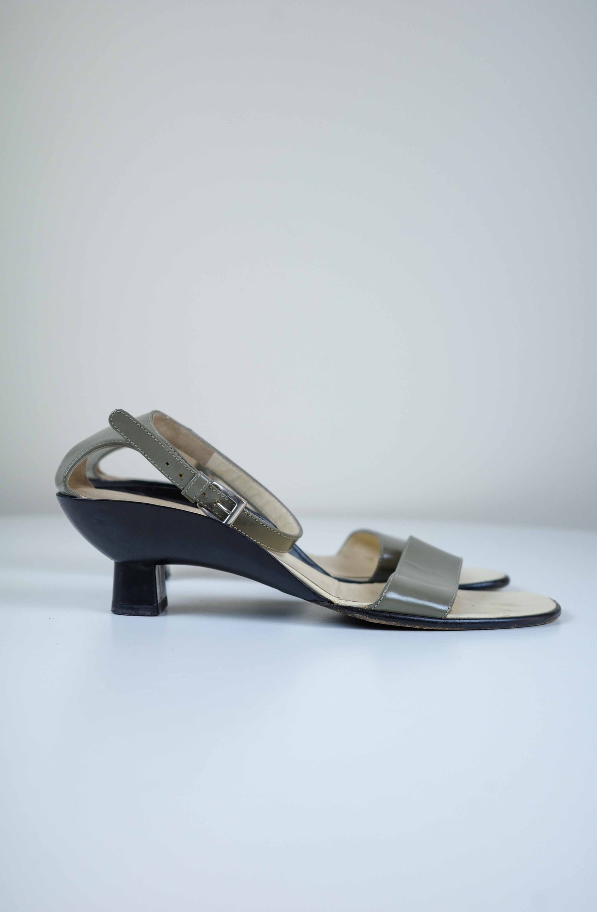 Prada Oyster Leather Sandals | 40