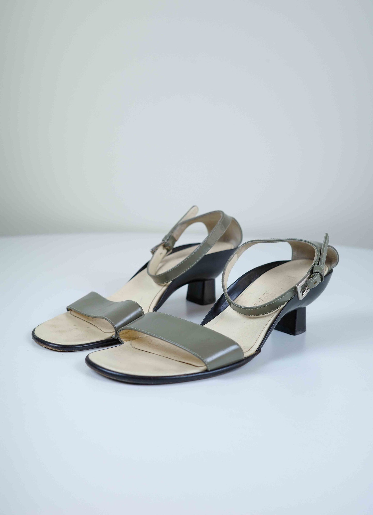 Prada Oyster Leather Sandals | 40